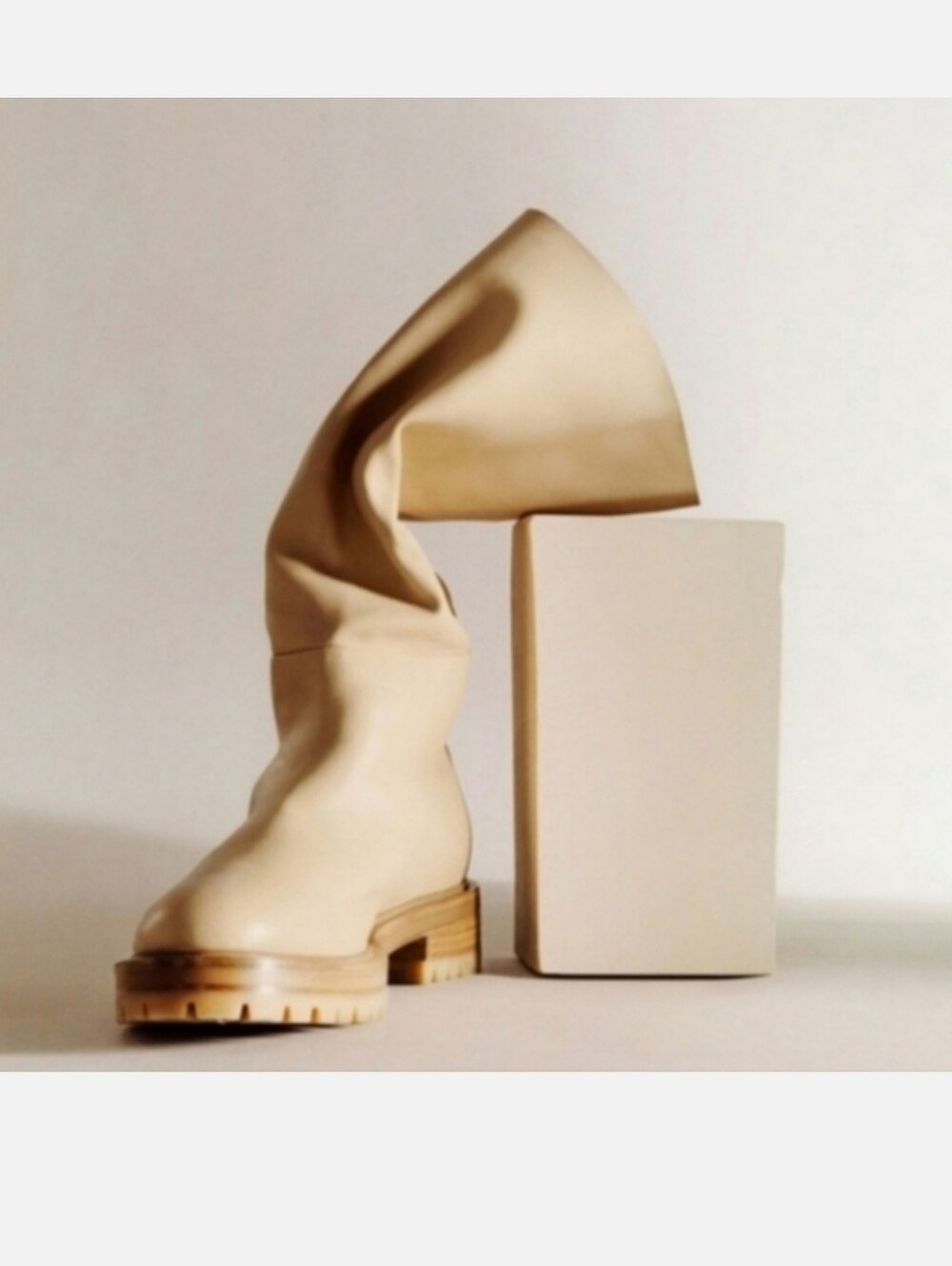 TAMARA MELLON IRINA SHAYK ESCAPE BOOTS
